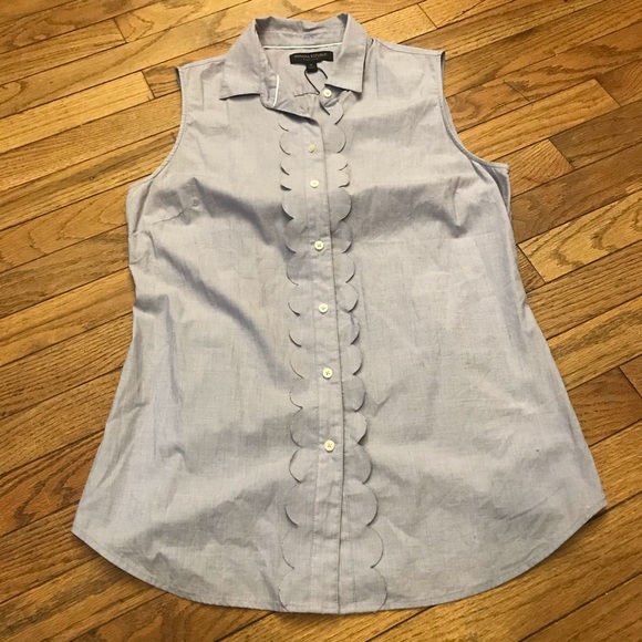 Banana Republic Tops - Light purple short sleeve button down Banana Republic Tops - Light purple short sleeve button down